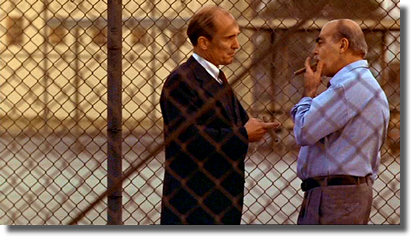 ОБМЕЖЕННЯ ВИЇЗДУ ЗА КОРДОН